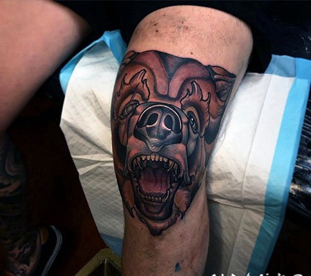 old school腿部3D咆哮熊彩色纹身图案