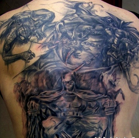 背部令人惊叹的3D彩色漫画超级英雄纹身图案