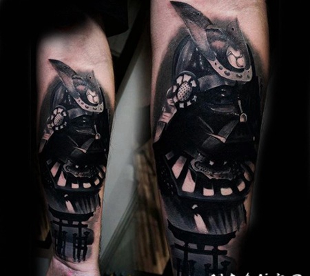 手臂3D黑色的战士面具纹身图案