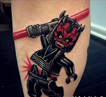 很酷的3D彩色乐高星球大战西斯英雄纹身图案