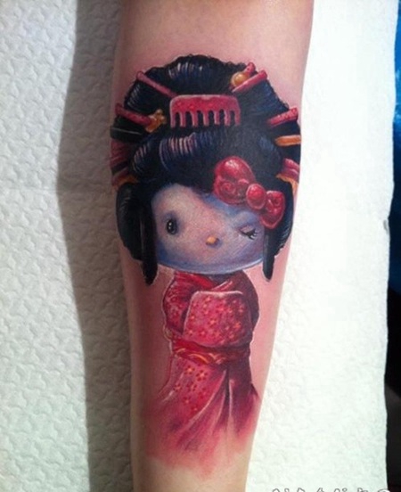 手臂3D彩色的可爱艺妓娃娃纹身图案