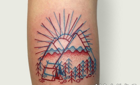 红色和蓝色的3D彩色山地森林纹身图案