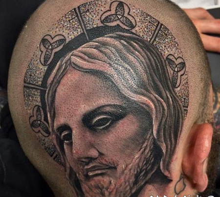 头部华丽的3D神秘耶稣肖像纹身图案