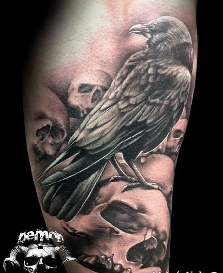 自然的3D乌鸦和骷髅纹身图案