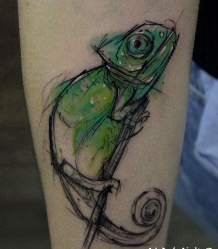 手臂3D彩色的蜥蜴个性纹身图案