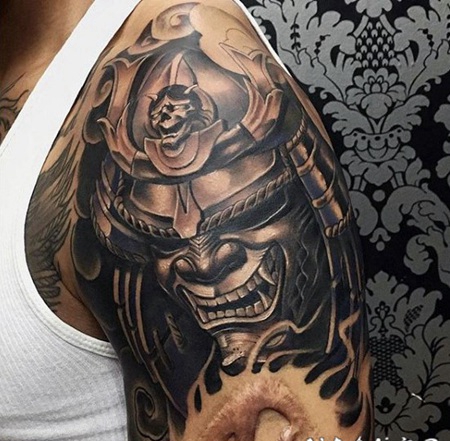 大臂3D风格彩色的邪恶武士纹身图案
