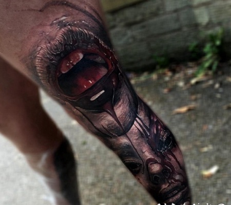 腿部恐怖风格彩色3D血腥怪物纹身图案