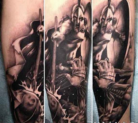 小臂3D黑白的斯巴达战士战斗纹身图案