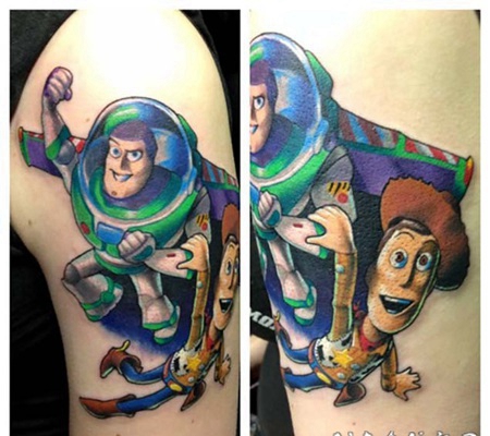 大臂3D彩绘卡通玩具牛仔和太空战士纹身图案
