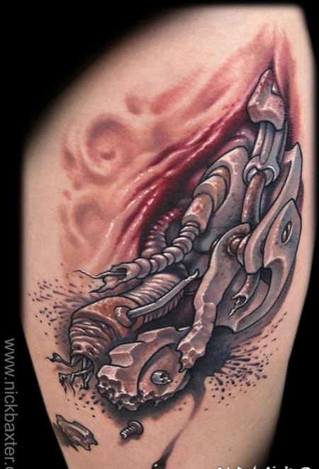 小腿3D奇妙的彩绘生物力学纹身图案