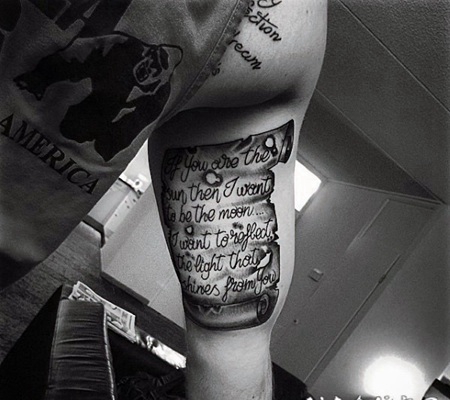 手臂3D很酷的撕皮和字母纹身图案