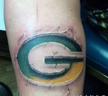 手臂华丽的3D石头符号纹身图案