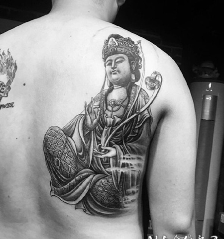 大慈大悲，后背观音刺青