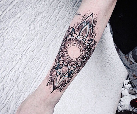 小臂个性好看的梵花点刺tattoo图案