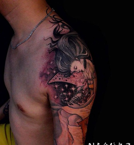 孤独的女孩，手臂天蝎座创意刺青