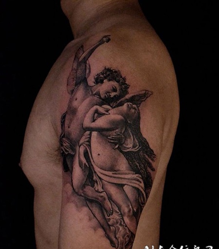 爱情的力量，手臂天使刺青