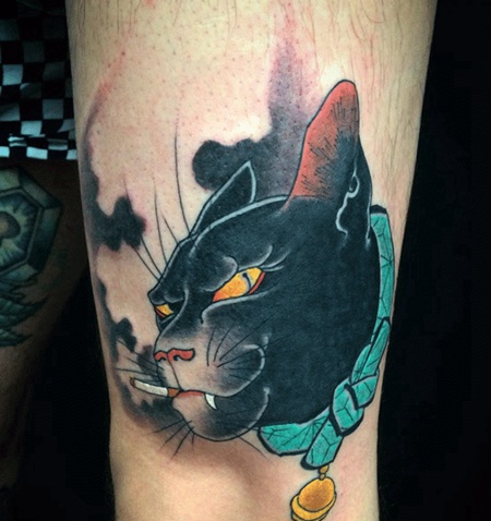 彩绘传统黑豹头部纹身图案