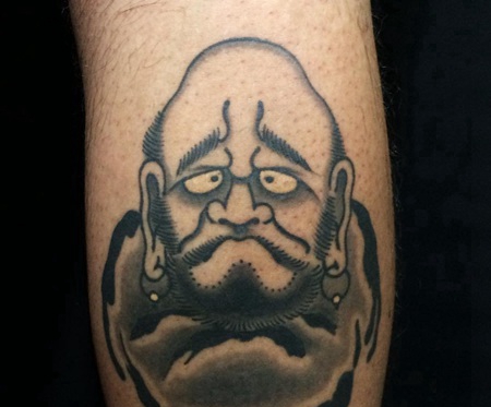 小腿黑灰达摩纹身图案