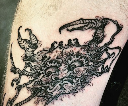 大腿般若风格螃蟹纹身图案