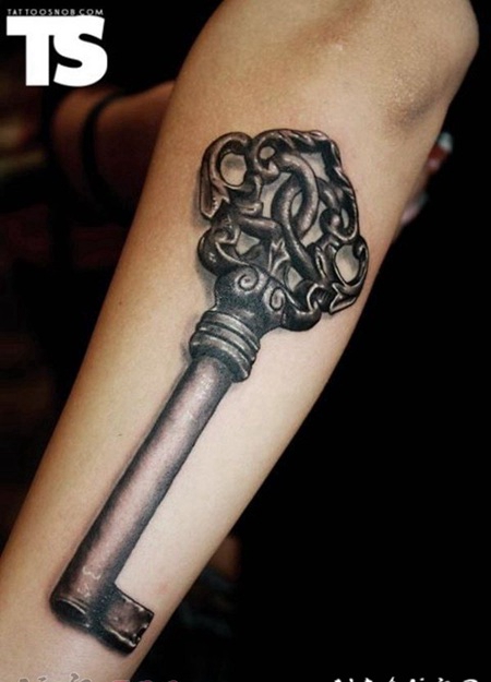 黑色素描创意个性古典钥匙和锁纹身图案
