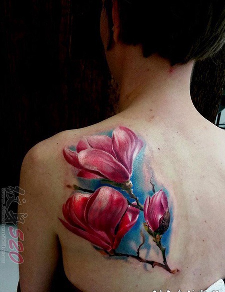 适合女生的彩绘唯美花朵纹身图案