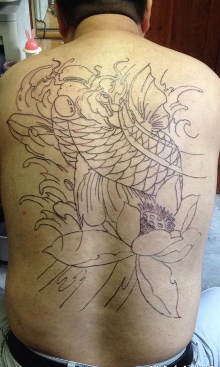 满背鲤鱼莲花，朋友说是为了转运