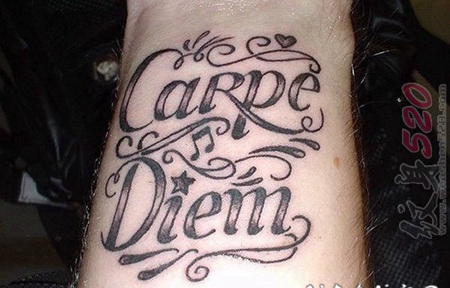 手腕上创意个性文艺小清新小图案纹身图案