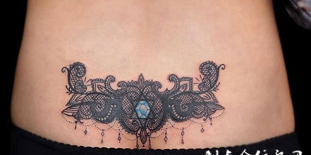 华丽的诱惑，臀部个性图腾纹身图案