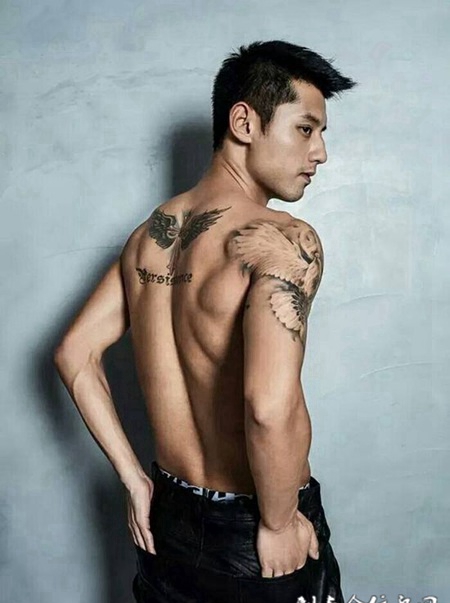 展翅高飞，后背张继科明星刺青