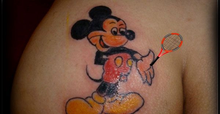 臀部米老鼠纹身图案