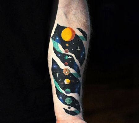 前臂漂亮的太阳系和星星纹身图案缩略频道推荐图