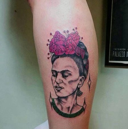 面容比较沧桑墨西哥弗里达卡罗纹身图案