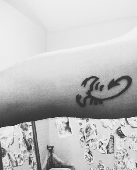 可爱天蝎座，手臂蝎子图腾纹身图案