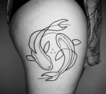 大腿侧面两条线条鱼纹身图案