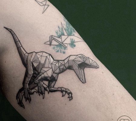 恐怖的3D恐龙和千纸鹤纹身图案
