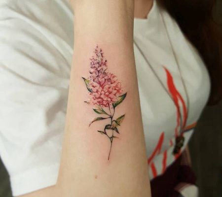 五彩缤纷的前臂丁香花纹身图片