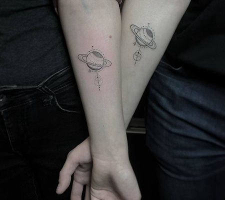 情侣创意小清新星球纹身图片