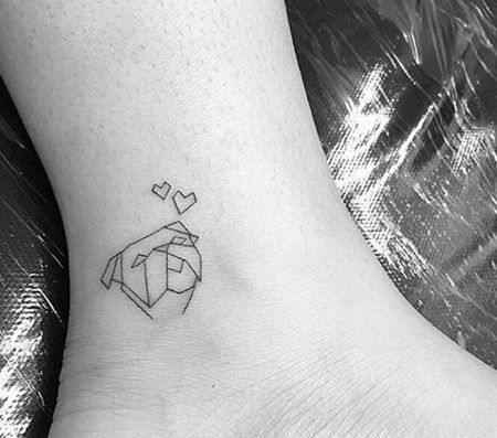 几何形巴哥犬脚踝黑白色小清晰纹身图案