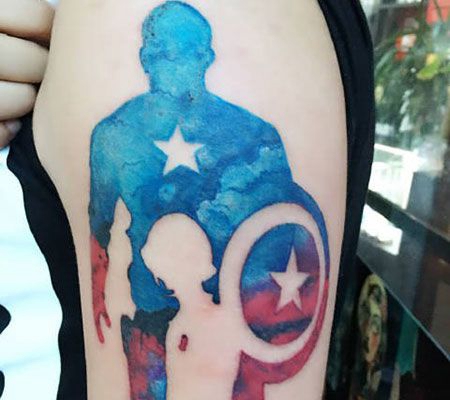 水彩风美国队长标志唯美手臂纹身