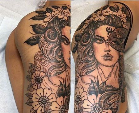 花腿美人纹身，花丛里戴着羽毛面具的女人