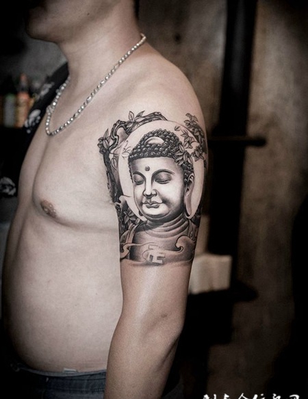慈悲为怀，手臂佛像创意纹身图案