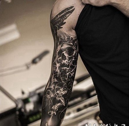 死亡气息，烛光骷髅黑灰花臂纹身
