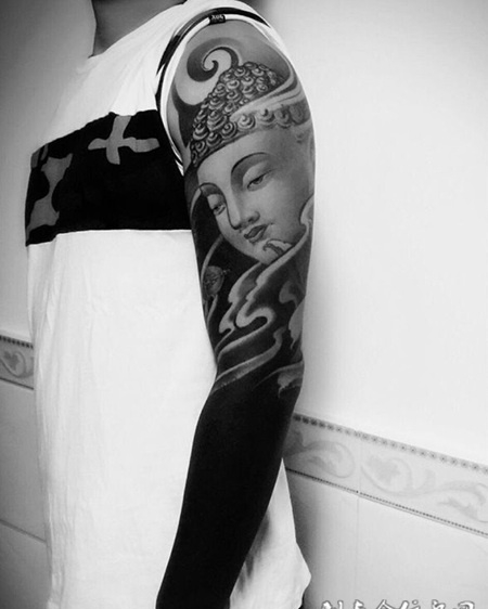 遁入佛门，霸气佛像花臂纹身图案