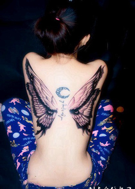 羽化而登仙，唯美背部蝴蝶翅膀纹身