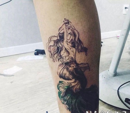 翩翩起舞的少女，小腿少女个性纹身图案