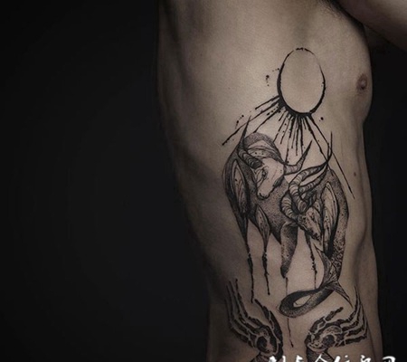 随心随性的泼墨个性纹身图案