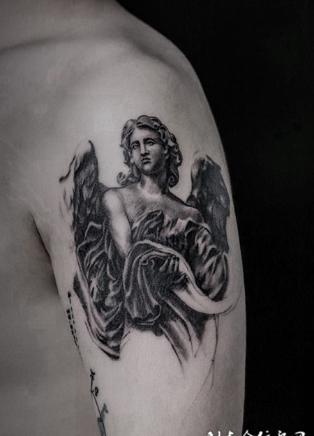 守护生命的天使手臂个性纹身