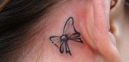 耳后小清新蝴蝶结纹身图案