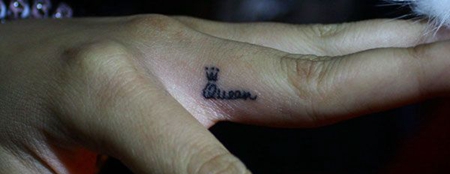 手指女王英文皇冠纹身图案