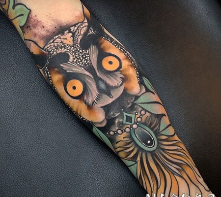 森林守护者，手臂newschool风格猫头鹰纹身